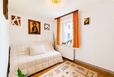 Apartament 4 Camere cu Doua GARAJE - Zona LIPOVEI - 0%COMISION - 7