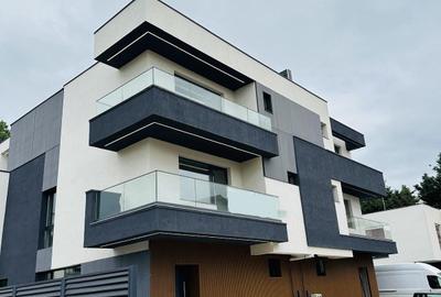 Duplex cu 6 camere în Iancu Nicolae