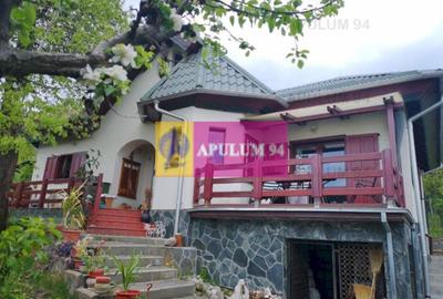 Vilă de vânzare în Poiana Câmpina - 1