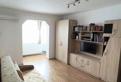 Apartament 2 camere Brasov, renovat, beci, aer conditionat - 1