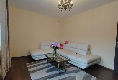 Apartament cu 2 camere decomandat, mobilat în Sud