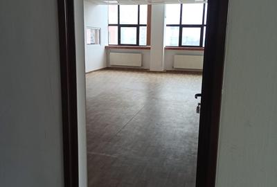 ELECTROMAGNETICA BUSINESS PARK - 10