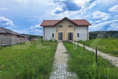 Duplex semifinisat, 120 mp utili, teren 550 mp, Chinteni - 1