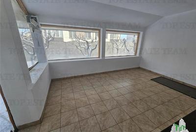 DE INCHIRIAT Vila 5 camere nemobilate in Chiajna - 4