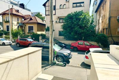 Proprietate spatioasa si versatila, formata din hochparter inalt si demisol - 28