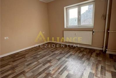 Apartament cu 3 camere, 73 mp, complet renovat - Sos. Berceni / Metrou Aparatori - 12