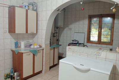 Oferta Vânzare vilă elegantă cu teren generos, situată aproape de București - 12