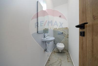 Proprietate speciala, cu destinatii multiple, Sanpetru/ Harman! - 18