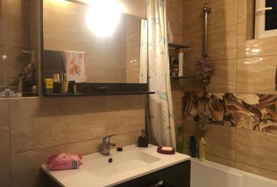 Chirie apartament 3 camere zona Autogarii 300euro mobilat utilat neg - 7