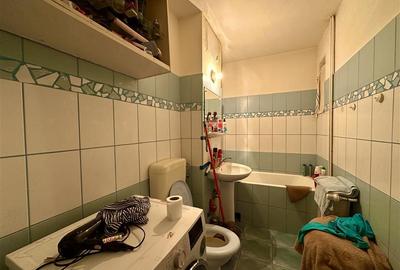 Apartament 2 camere , decomandat. Zona Aurel Vlaicu, Arad - 4