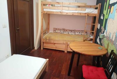Zona Piata Unirii, pietonala; centrala proprie; doua dormitoare. - 6