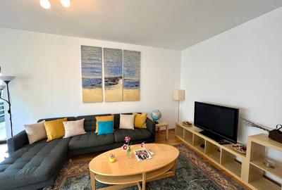 Apartament cu 3 camere semidecomandat, mobilat în Băneasa