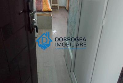 GARSONIERA , ETAJ 3,  BAIE PROPRIE  ,SUPRAFATA 11 MP . - 2