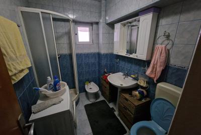 Apartament 3 camere Strada Cuza Voda - etaj 3 - 77 mp - 9