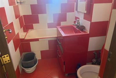 Apartament 2 camere , zona ultracentrala Primaria Focsani, 50 mp , decomandat , - 8
