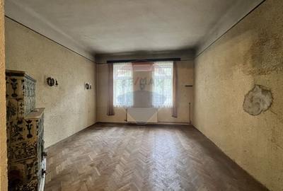 Casă interbelică de închiriat – Str. Barbu Văcărescu nr. 33 - 25