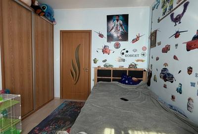 APARTAMENT 3 DECOMANDATE - BLOC NOU 2016 -GARAJ SUBTERAN - INEL 2 - - 3