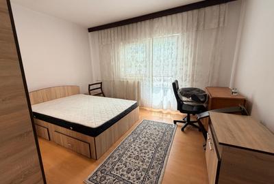 Apartament 2 camere de vanzare  📍 Intersecția Năsăud cu Viilor, etaj 1 - 10