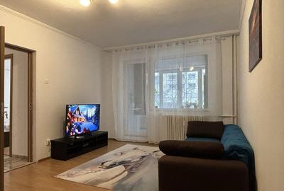 Apartament de 2 camere, decomandat, balcon, 2 minute de metrou 1 Decembrie 1918 - 1