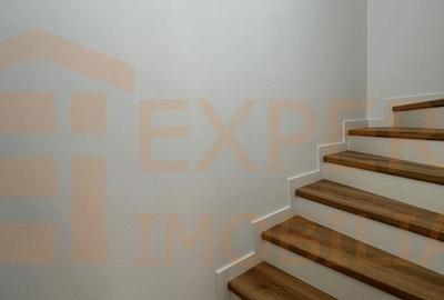 Casa P+1, situata in zona PALAZU MARE - 14