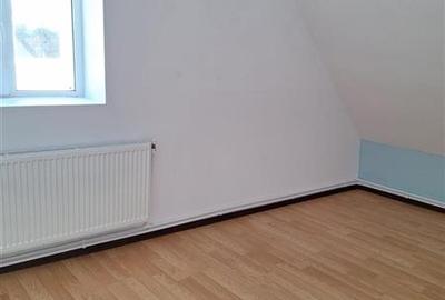 Resedinta/ spatiu profesional de inchiriat, Ghimbav – Central - 1