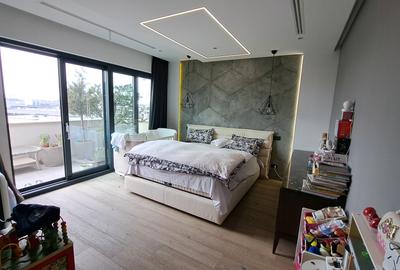 APARTAMENT 4 CAMERE CU SCARA INTERIOARA TIP LOFT -ULTRA LUX - 30