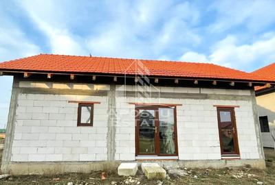 Casa, la gri, de vanzare, in Cartierul Nou din Curtici, jud. Arad. - 3