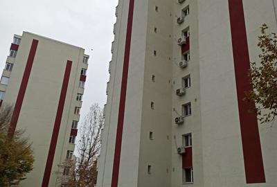 Apartament cu 3 camere decomandat în Brâncoveanu