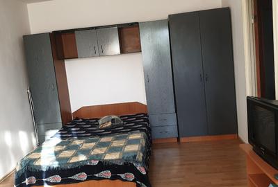 Mihai Bravu, garsoniera, 7 minute metrou, 320 euro, mobilata, AC - 1