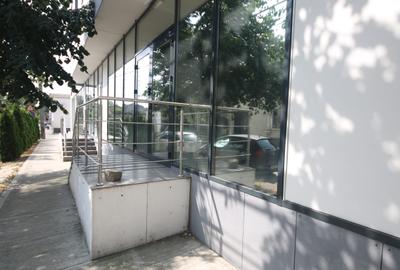Spatiu cu destinatie Birouri,178,3 mp,2 grupuri sanitare,bucatarie - 2