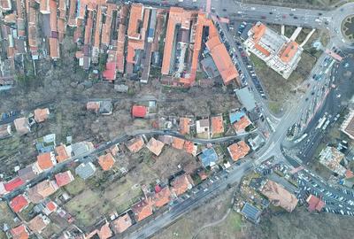 Teren intravilan, ultracentral. - 27