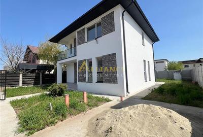Vila Individuala - 5 camere-3 bai-Strada Miorita-500 M  de STV - 24