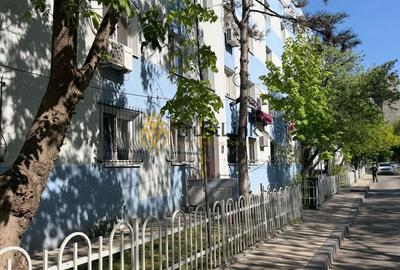 Apartament 2 camere bloc anvelopat Salaj Aleea Bacau - 1