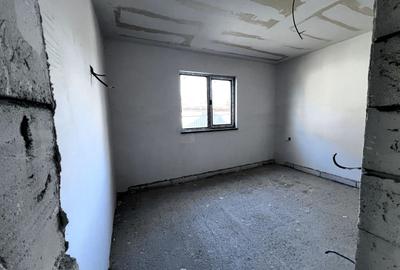 Vanzare casa P+M in Sendreni( in spatele Primariei), pret 99 000 euro - 20