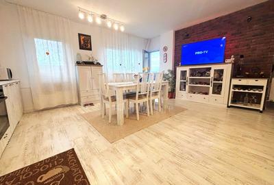 Apartament 2 camere de vanzare in Floresti - 1
