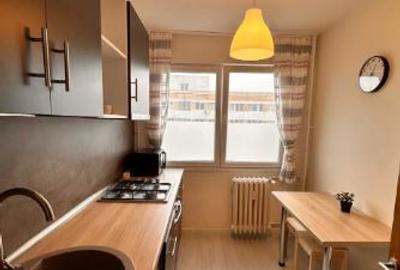 Apartament 3 Camere,Titan,Metrou,bl.reabilitat,Amenajat,mobilat,complet - 3