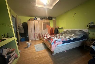 4 camere | COMISION 0 | centrala proprie | etaj 1 | decomandat | - 2