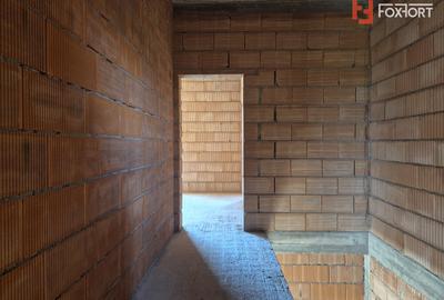 Duplex cu 4 camere de vanzare in localitatea Dumbravita - 13