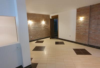 Unirii-Nerva Traian, vanzare spatiu - 2