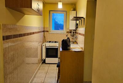 De inchiriat apartament cu 2 camere,Unirii ,mobilat si utilat. - 4