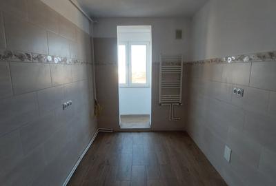 Vand 3 camere decomandat - 8