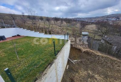 Casă individuală de vânzare | SU  113,7 mp | Teren 341 mp | Dezmir - 8