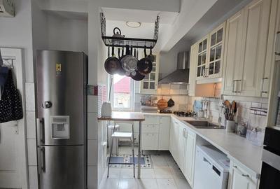 Apartament 4 Camere Cișmigiu | 3 Bai | Balcon | Centrala proprie | 2 min metrou - 7