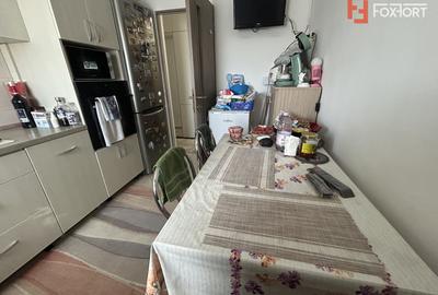 Apartament de vanzare cu 3 camere, la parter - zona Sag - 3