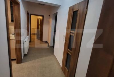 Apartament de 2 camere, 54 mp, 2 bai, 2 terase, garaj, zona Campului - 3