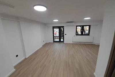 Spațiu comercial 70 mp, Zona ANDREI MURESANU - 3