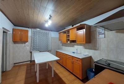Casa P+M cu anexe in Vladimirescu - 5