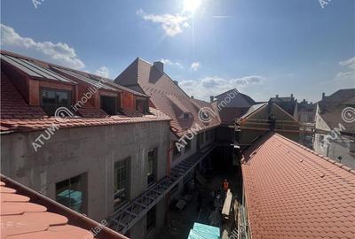 Apartament cu 3 camere decomandat în Aeroport