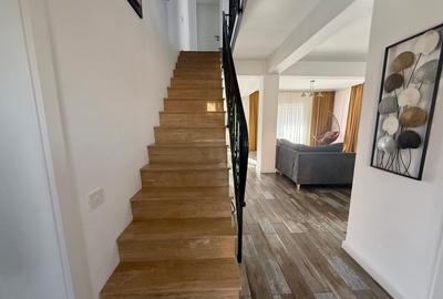 Casa moderna cu 4 camere, garaj 3 masini, curte amenajata – Valu lui Traian - 50