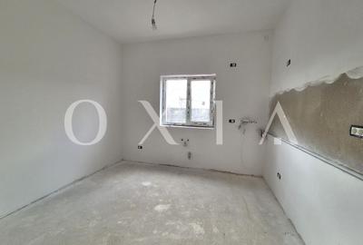 AX1046 Giroc, Zona Esso, 1/2 Duplex Cu 5 Camere - 4
